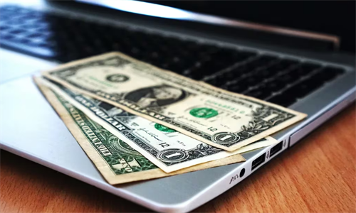 贝莱德和ProShares的比特币ETF：日交易量超越GBTC引领市场